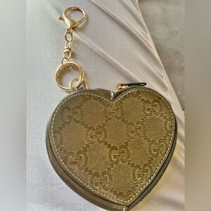 Authentic Gucci Metallic Gold Heart Coin Pouch key holder Keyring